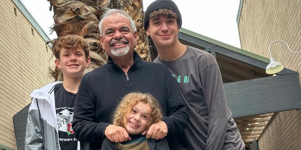 Henry Paul Rojas with his family